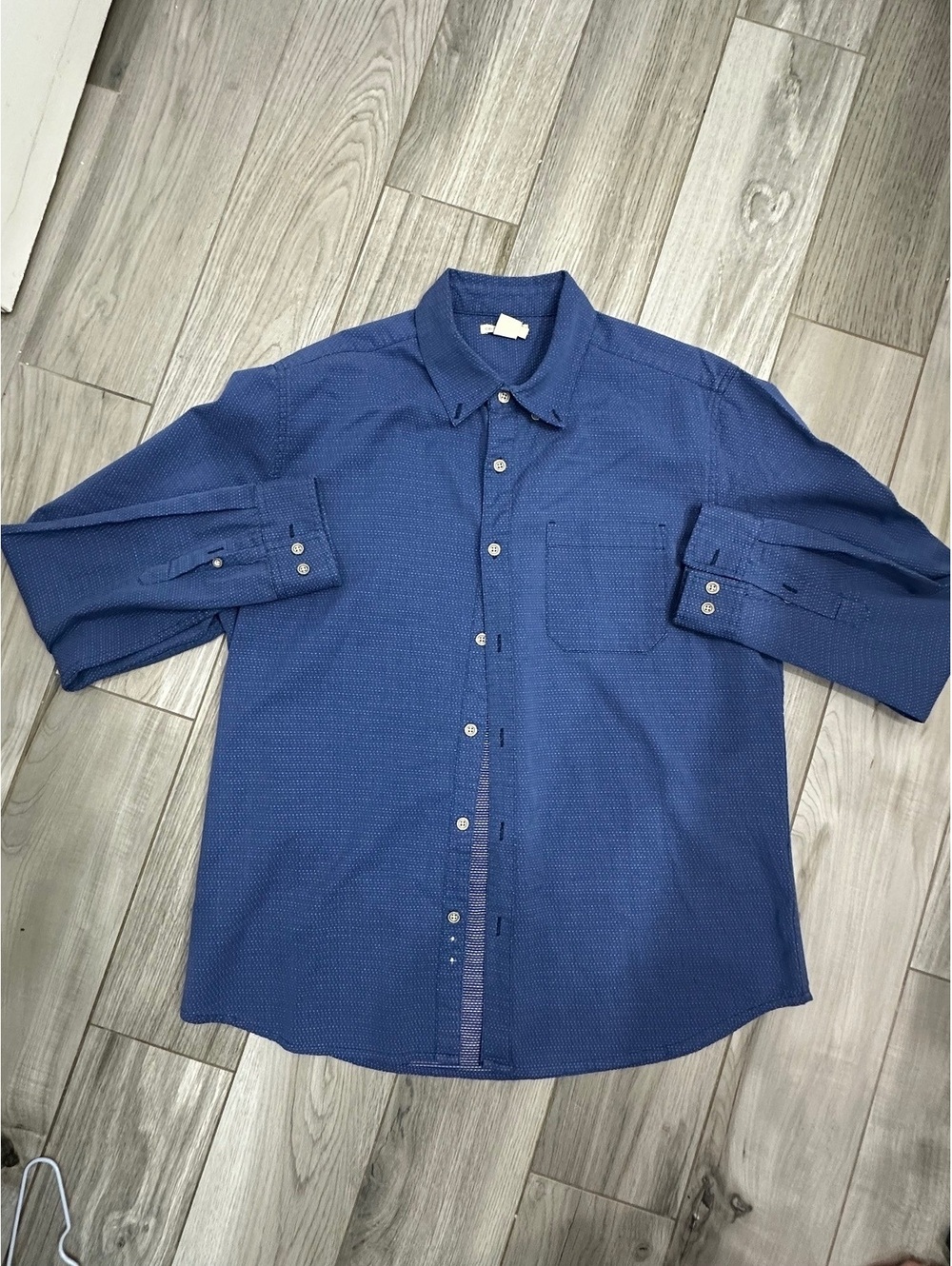 carbon2cobalt Men's Blue Button-Up Shirt Medium